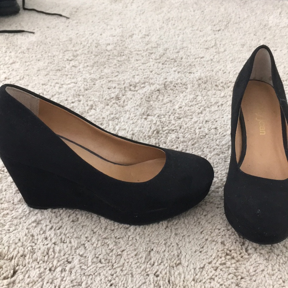 Black suede Cathy jeans wedges
